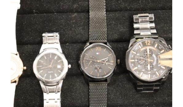 8 diverse horloges w.o. HILFINGER, DIESEL, CLUSE, VICEROY enz